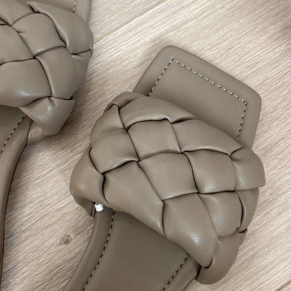 Grey Square Toe Sandal - Picture 4 of 4